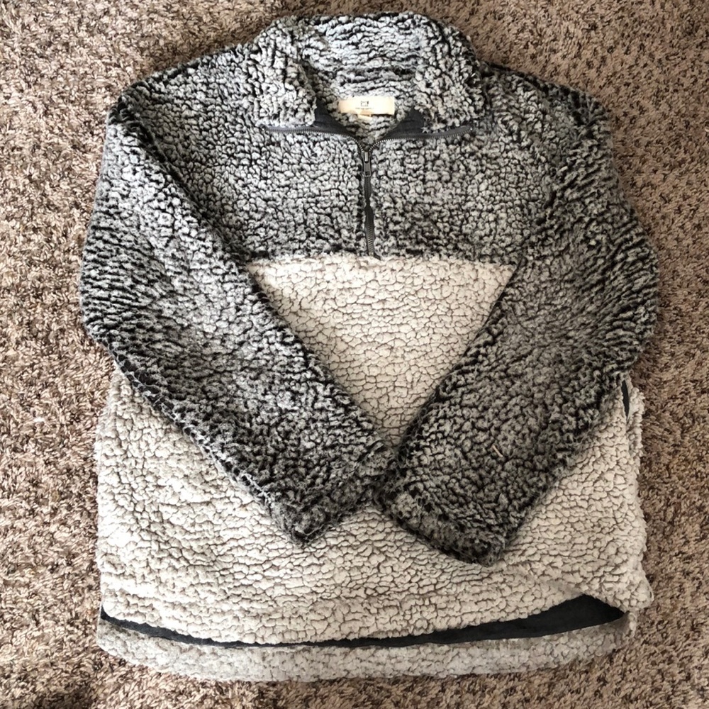 Thread + Supply Pullover